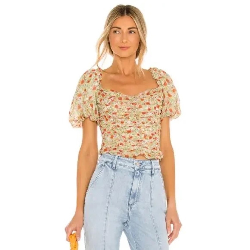 ASTR The Label Floral Tenley Ruched Top Short Puff Sleeves Size‎ Medium